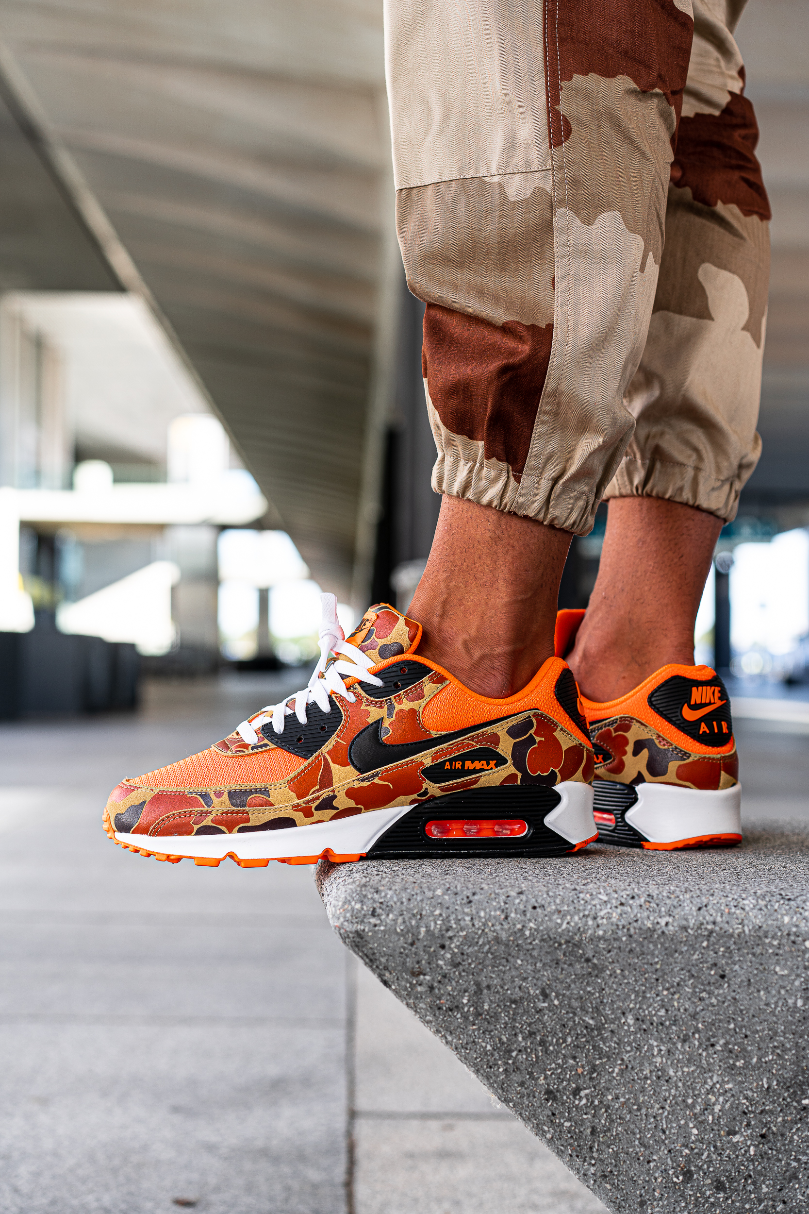 orange duck camo air max