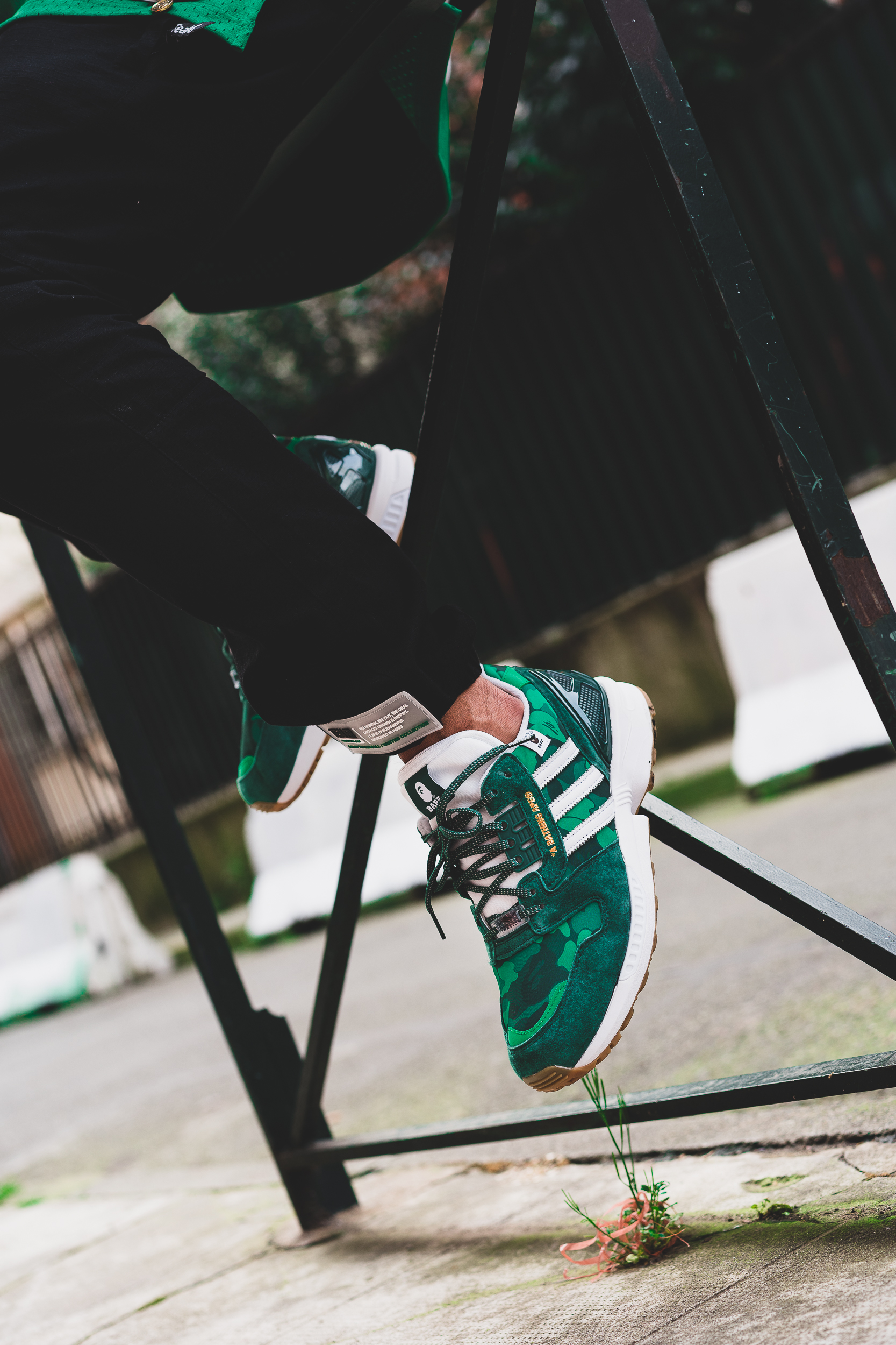 a bathing ape x undefeated x adidas zx 8000