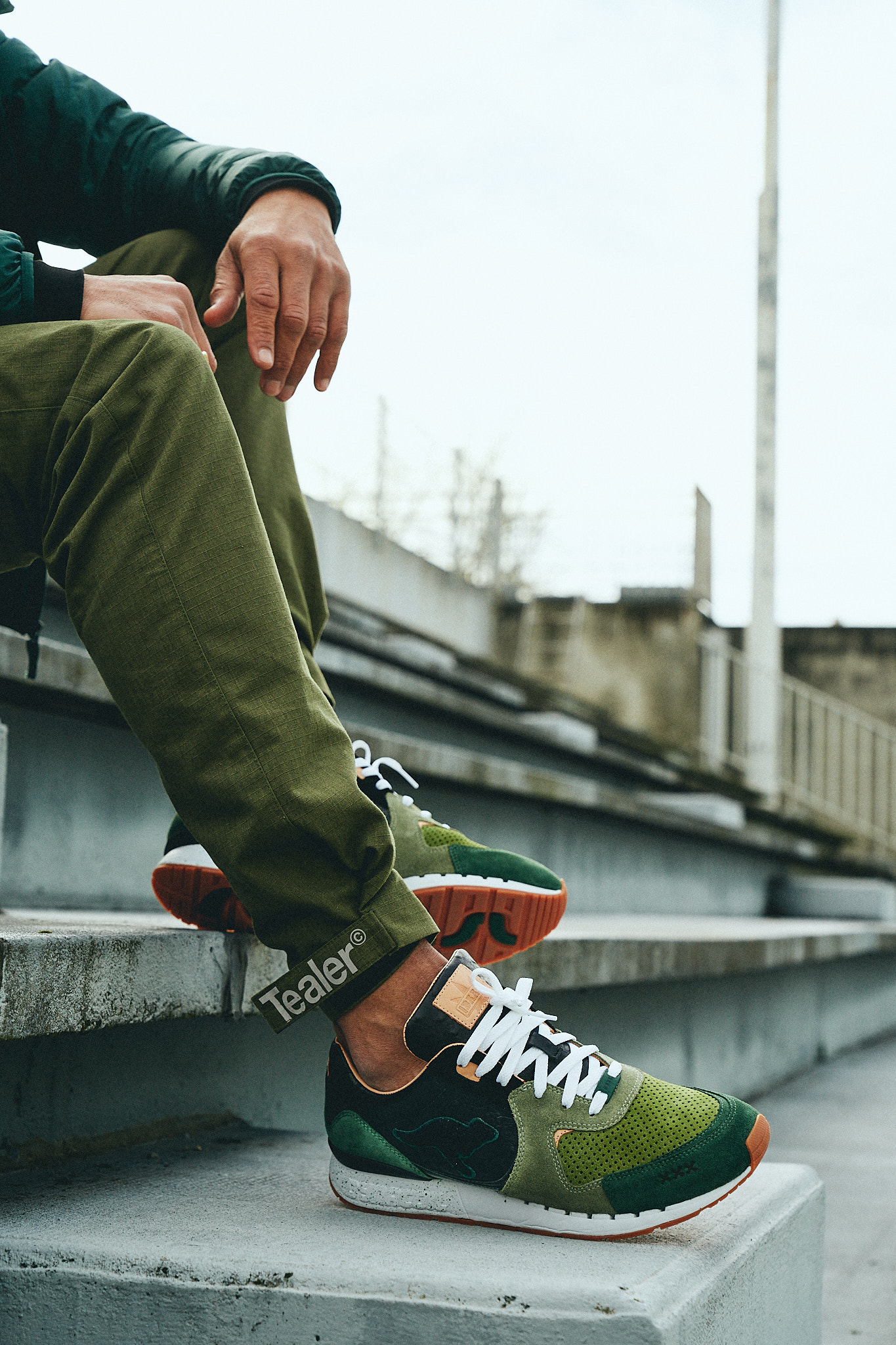 SNEAKERBAAS X KANGAROOS COIL-R2 