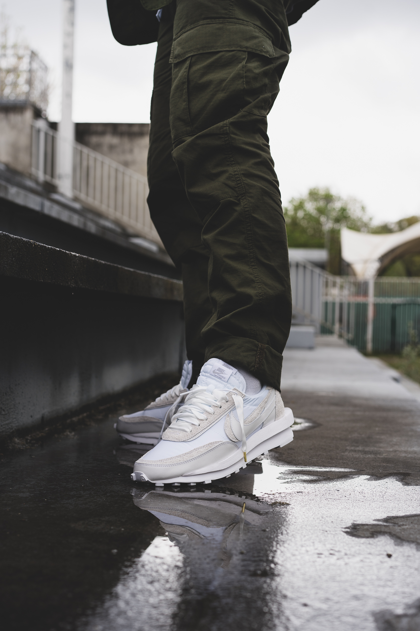 nike sacai white nylon