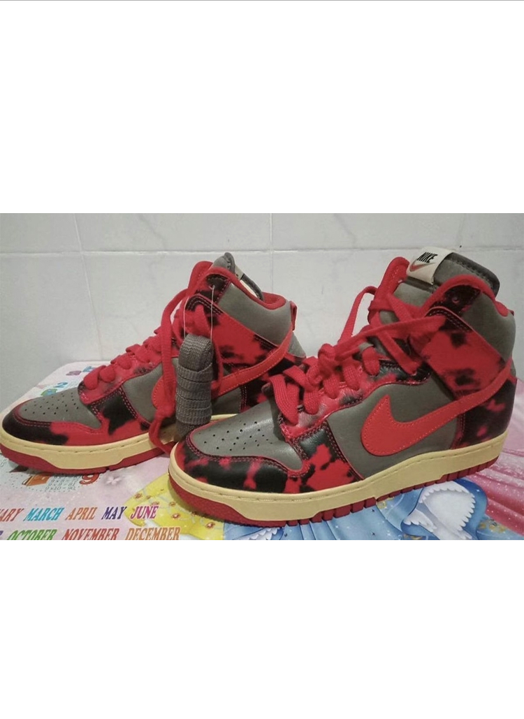 red camo dunks