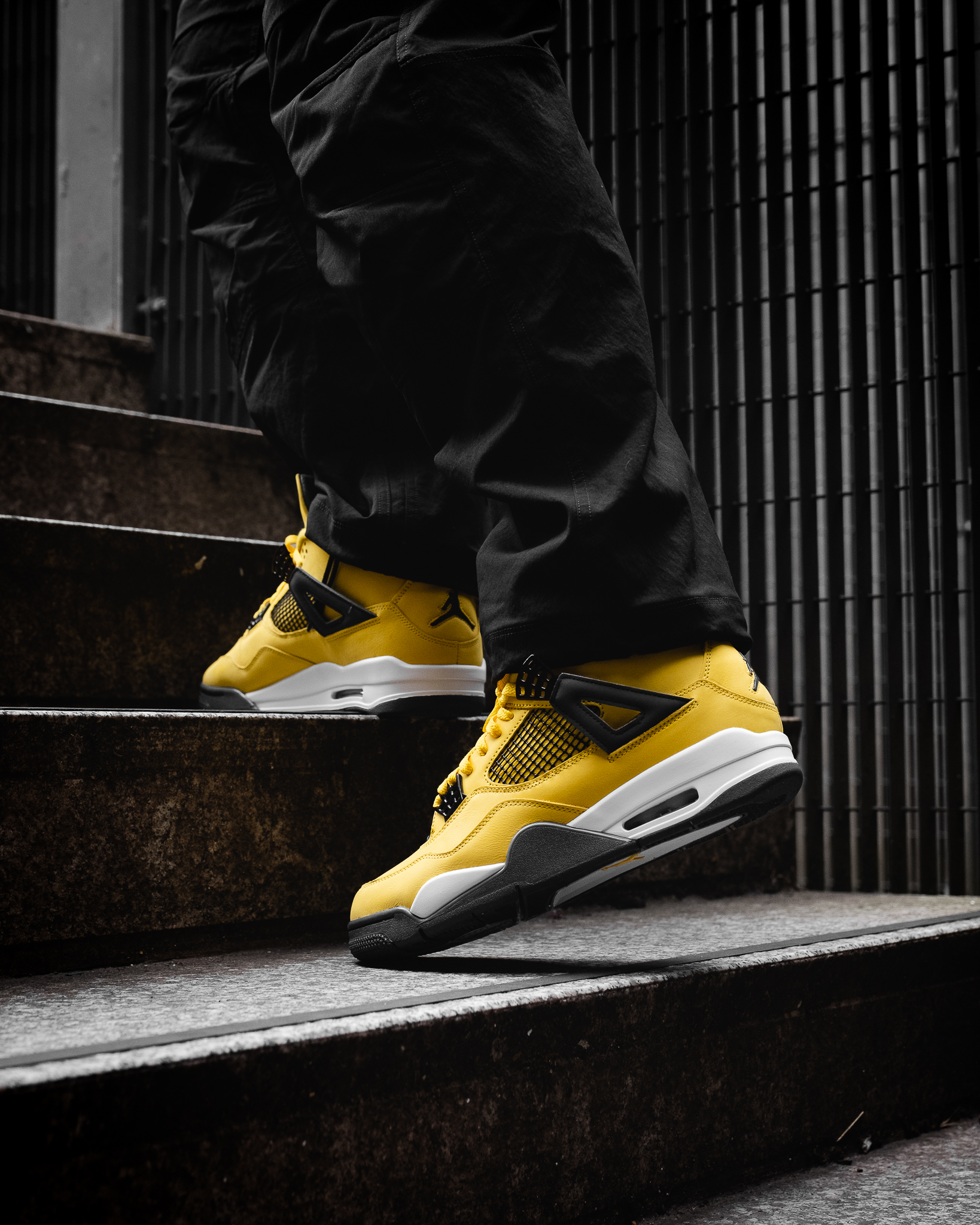 retro 4 lightning on feet