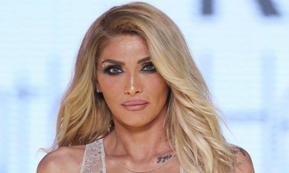 Στον στίβο της μάχης ήταν αντιμέτωπες η σάσα μπάστα με την χριστιά To Stringk Ths Hliadh Poy Gkremise To Instagram Fwto Seleo News