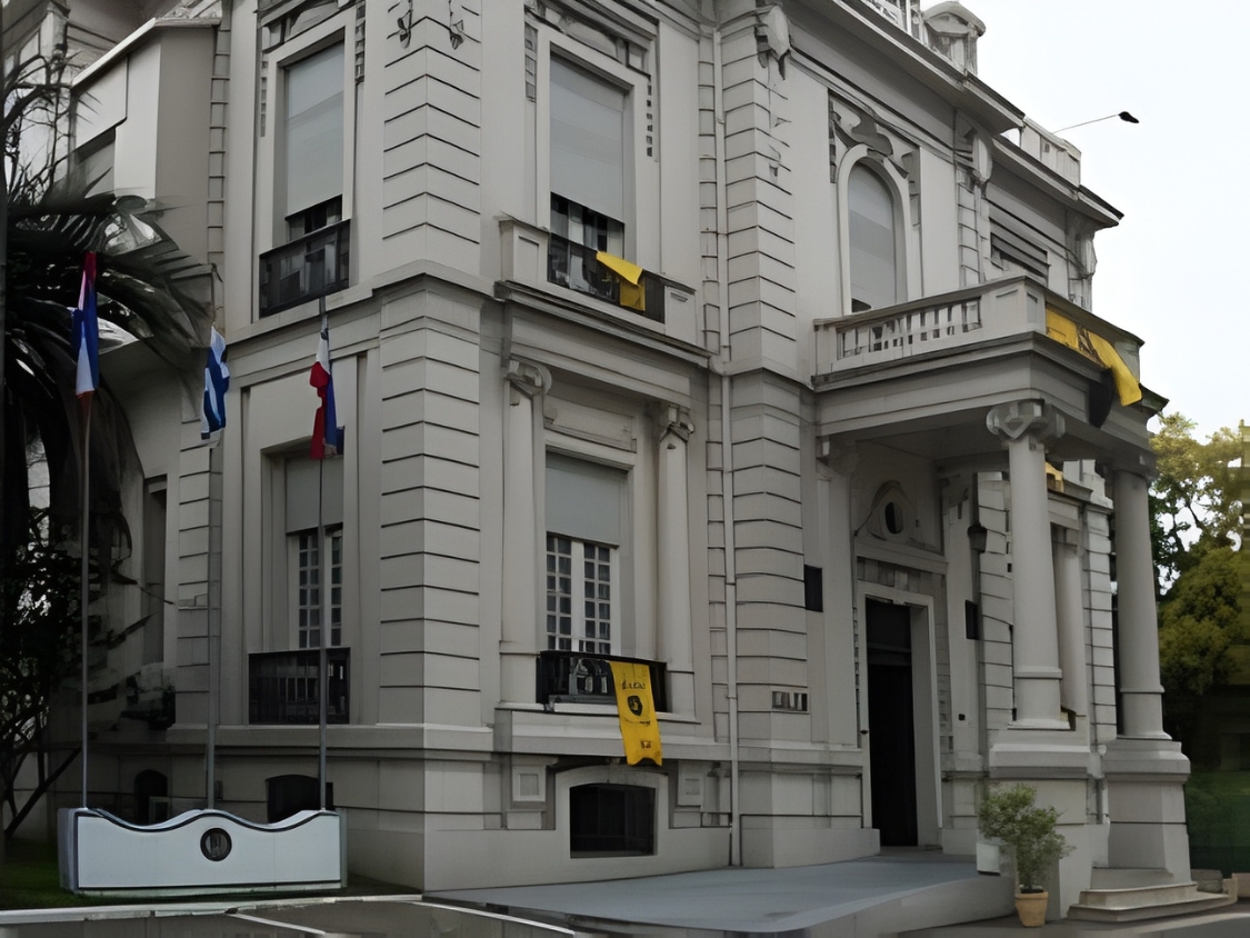 MEC e INDDHH firman convenio para fortalecer la búsqueda de personas desaparecidas