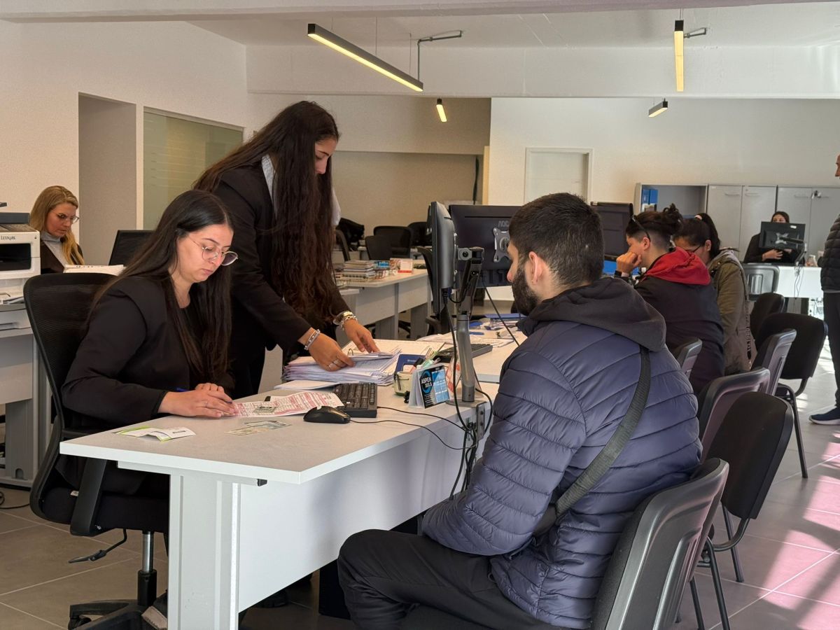 IDM otorgó casi 13 mil abonos estudiantiles y más de 2.700 pases para jubilados y personas con discapacidad en lo que va del año