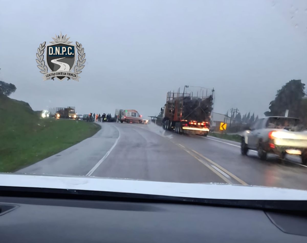 Siniestro de tránsito en Ruta 5: choque entre dos motos dejó a ambos conductores lesionados