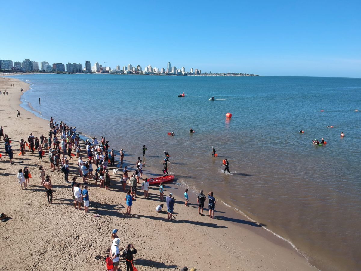 IDM anunció el calendario de travesías a nado y kayak para el verano 2027: fechas, circuitos e inscripciones