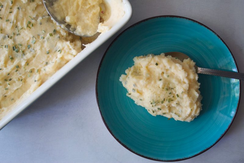 Easy Cheesy Mashed Potatoes 