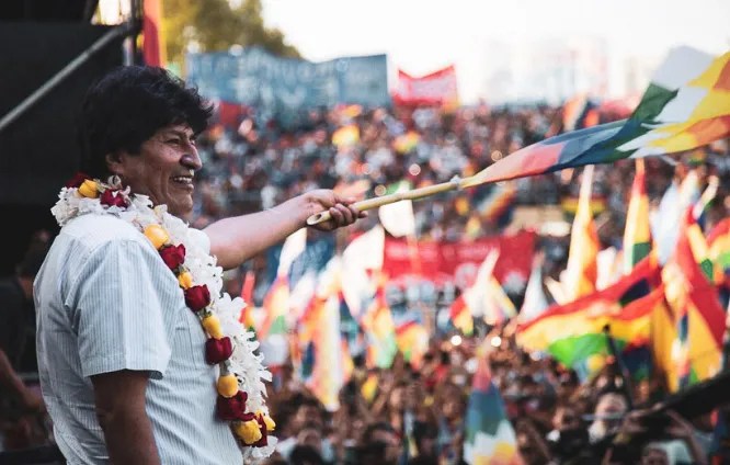 Présidentielle en Bolivie : la gauche perd son hégémonie après vingt ans de pouvoir