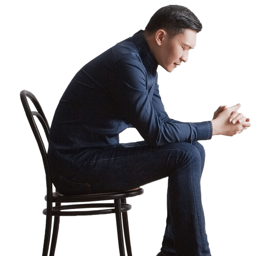 Currently, he is the assistant head of gereja mawar sharon denomination, which has a network of 70 local churches. Senimantofa