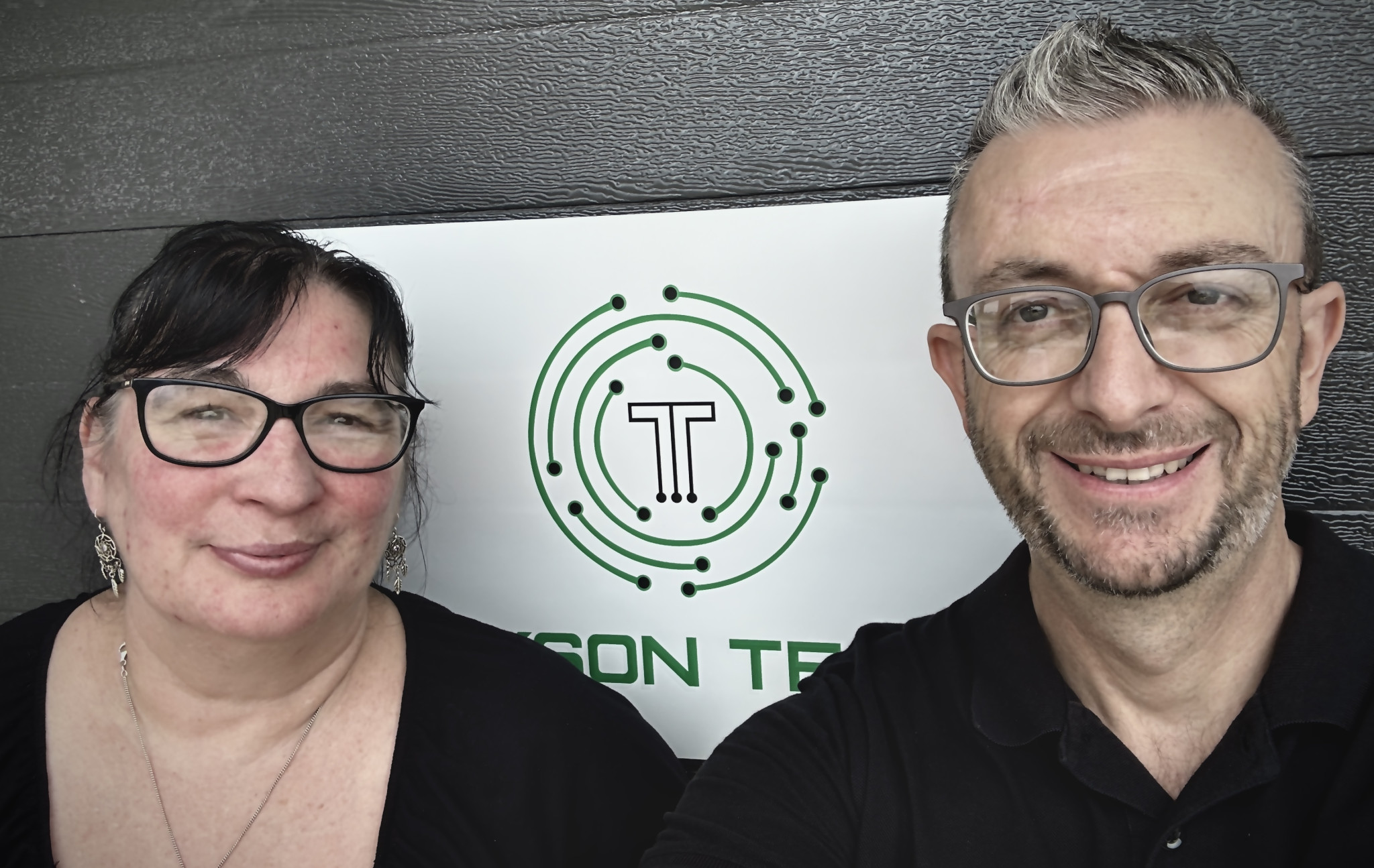 Tyson triumphs tech troubles