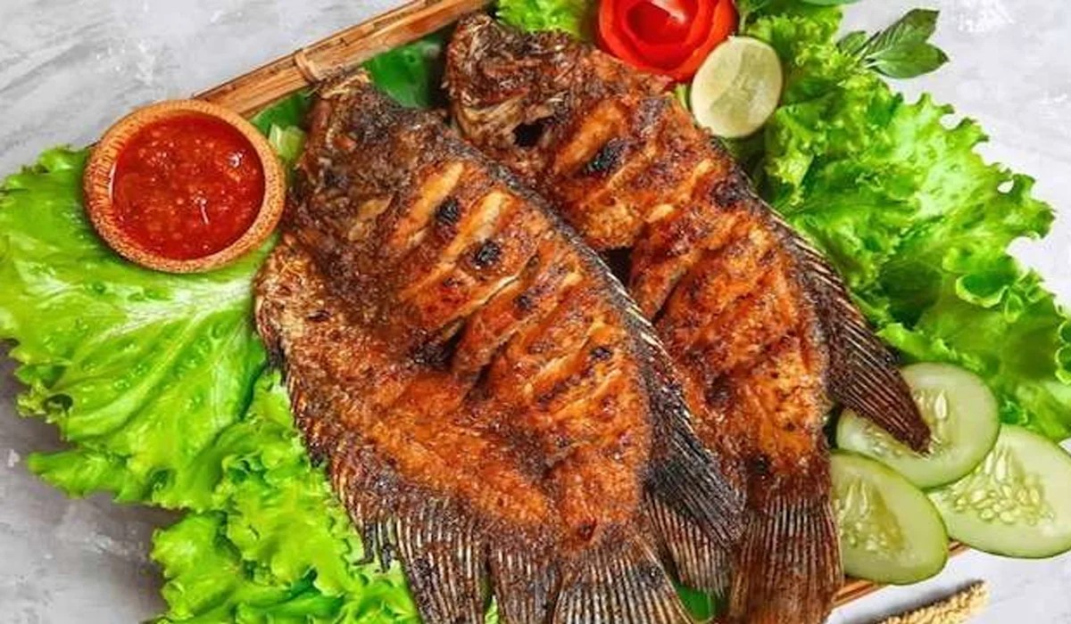 Ikan Bakar Khas Sulawesi Tenggara: Lezatnya Rasa Laut yang Membakar Lidah