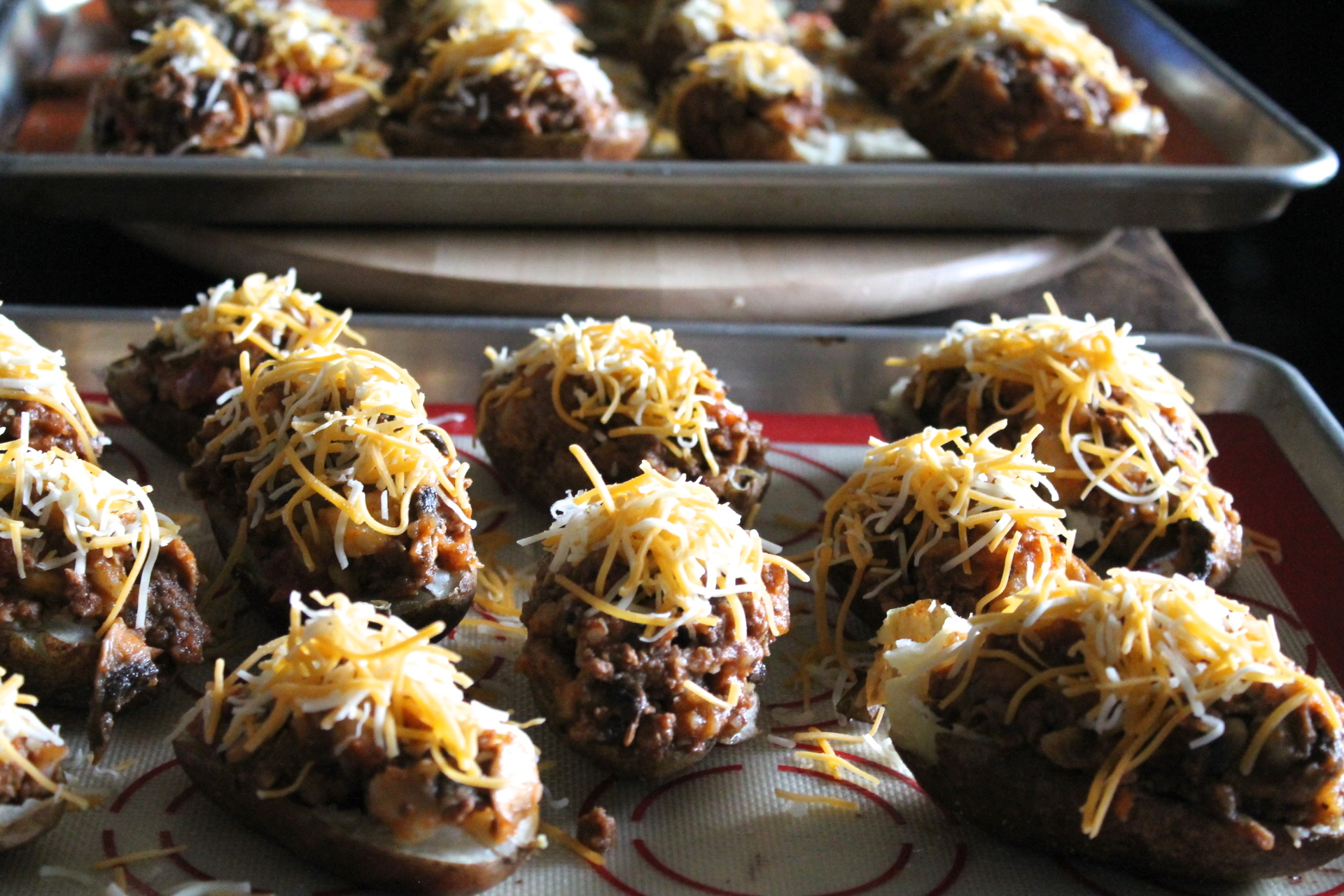 mushroom-chili-twice-baked-potatoes