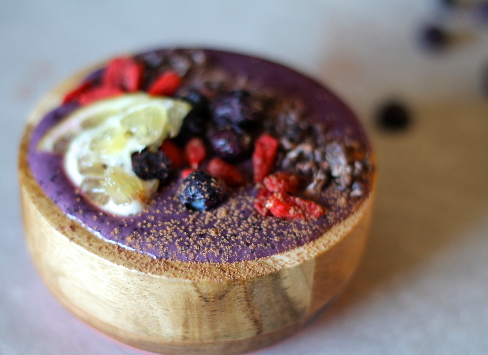 blueberry lemon smoothie bowl