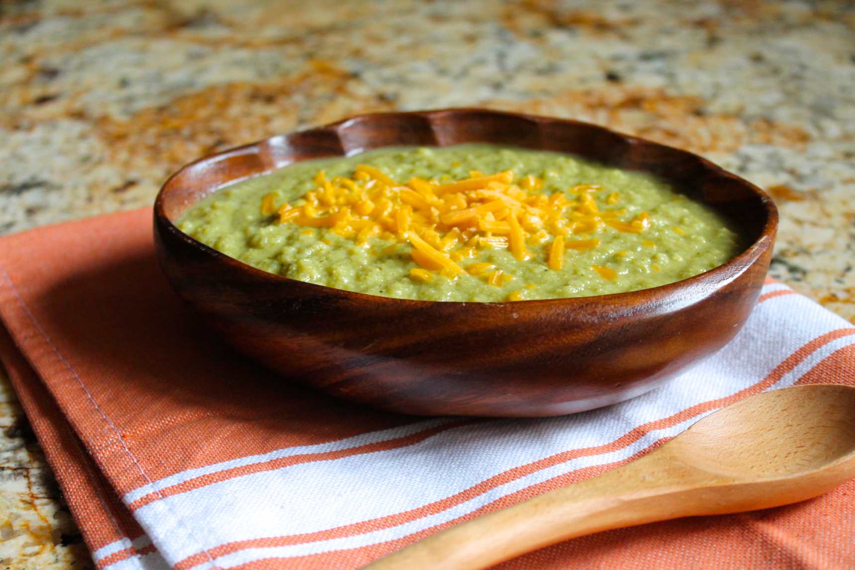 easy broccoli pesto soup