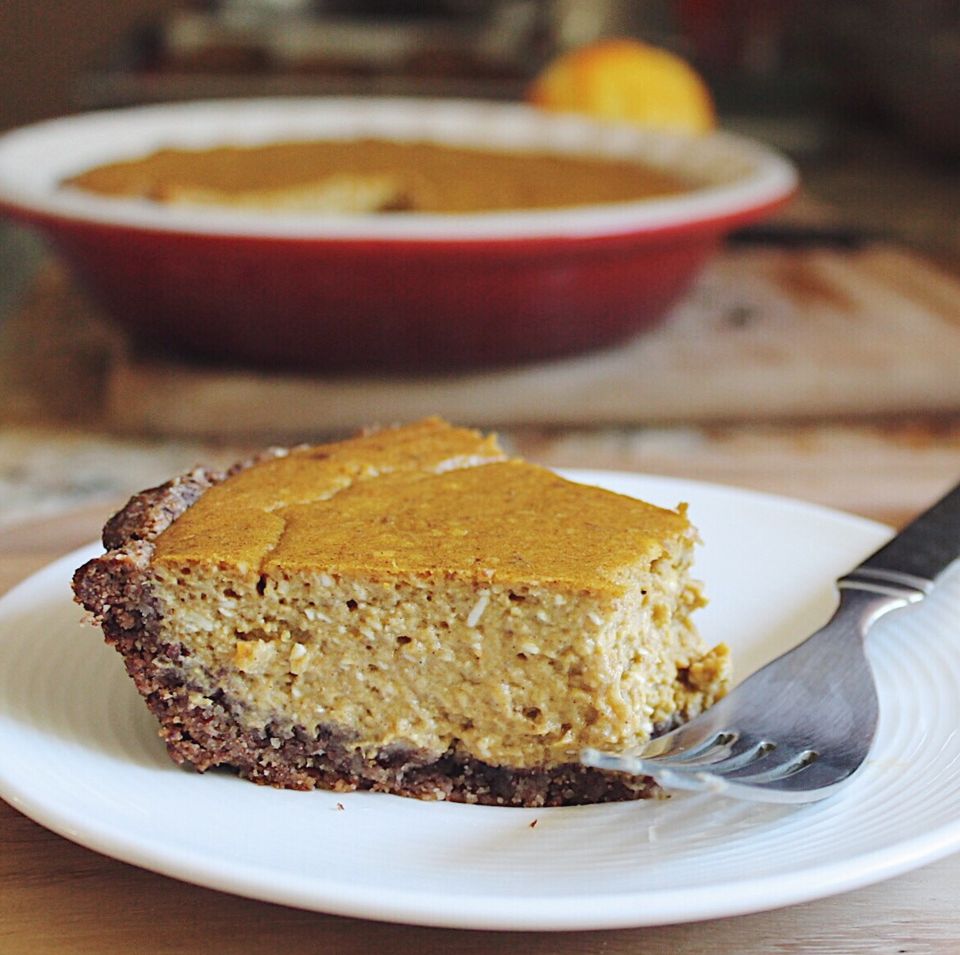 gluten free date sweetened pumpkin cheesecake