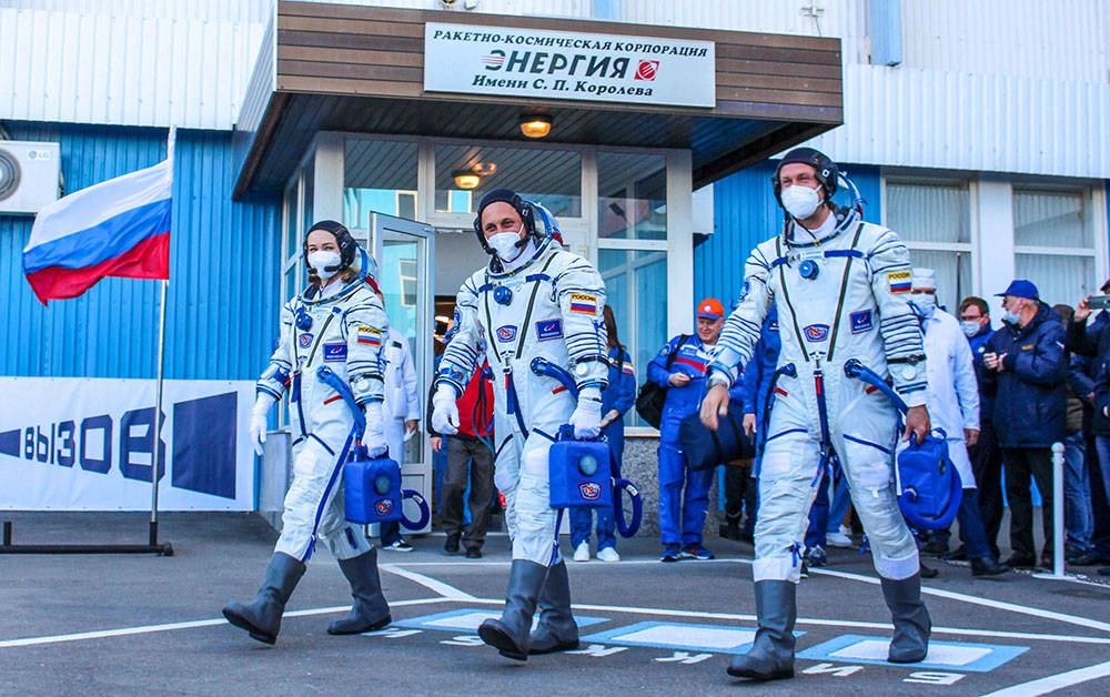 首部太空电影将开拍，摄制组从拜科努尔航天发射场飞向宇宙_俄罗斯- 全网搜