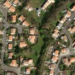 Superbe Gite La Grange Avec Piscine Chauffee Maisons A Louer A La Bretonniere La Claye Pays De La Loire France