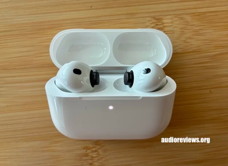 Apple AirPods Pro 3 REVIEW - View From The Cheap Seats • Music For The Masses thumbnail