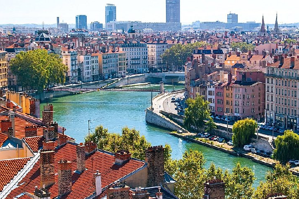 Funeral Directors in Lyon