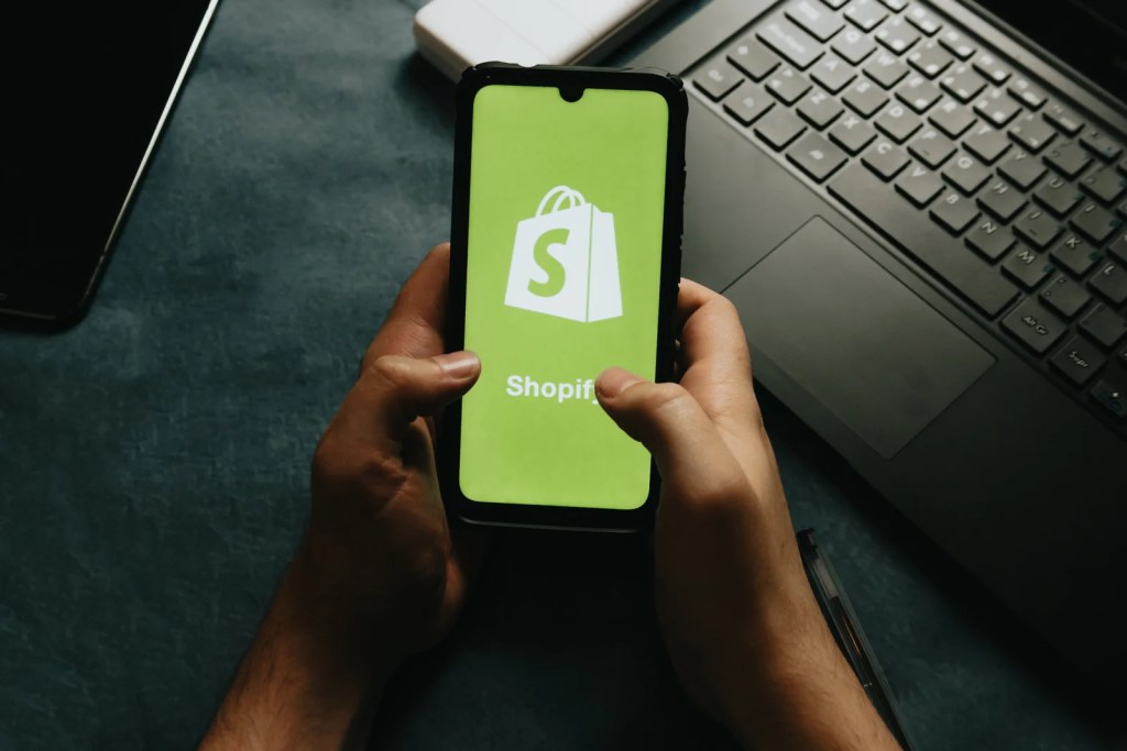 Why Choose Shopify For ECommerce Website Development?