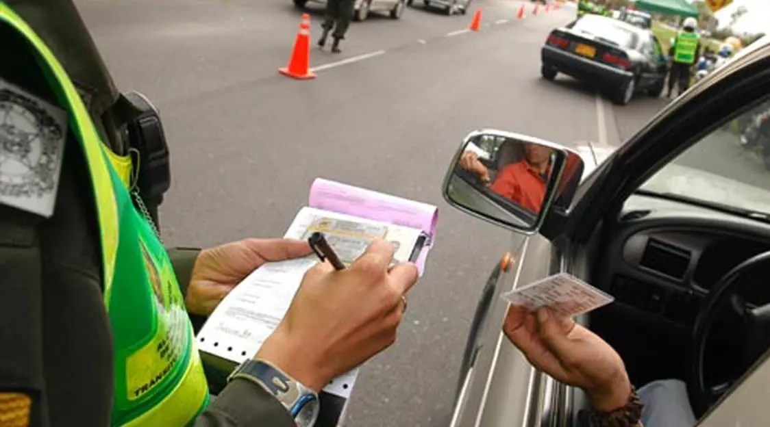 Agora você já pode pagar multas de trânsito usando cartão de crédito