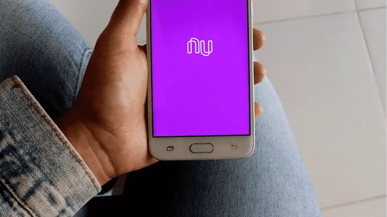 Será que o Nubank Rewards vale a pena, com tanto cashback em outros cartões?