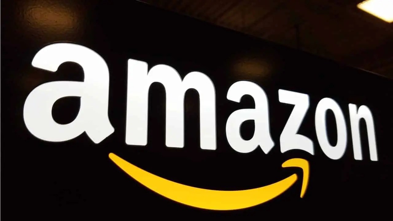 Cuidado: golpe do 30º aniversário da Amazon no WhatsApp promete presentes grátis