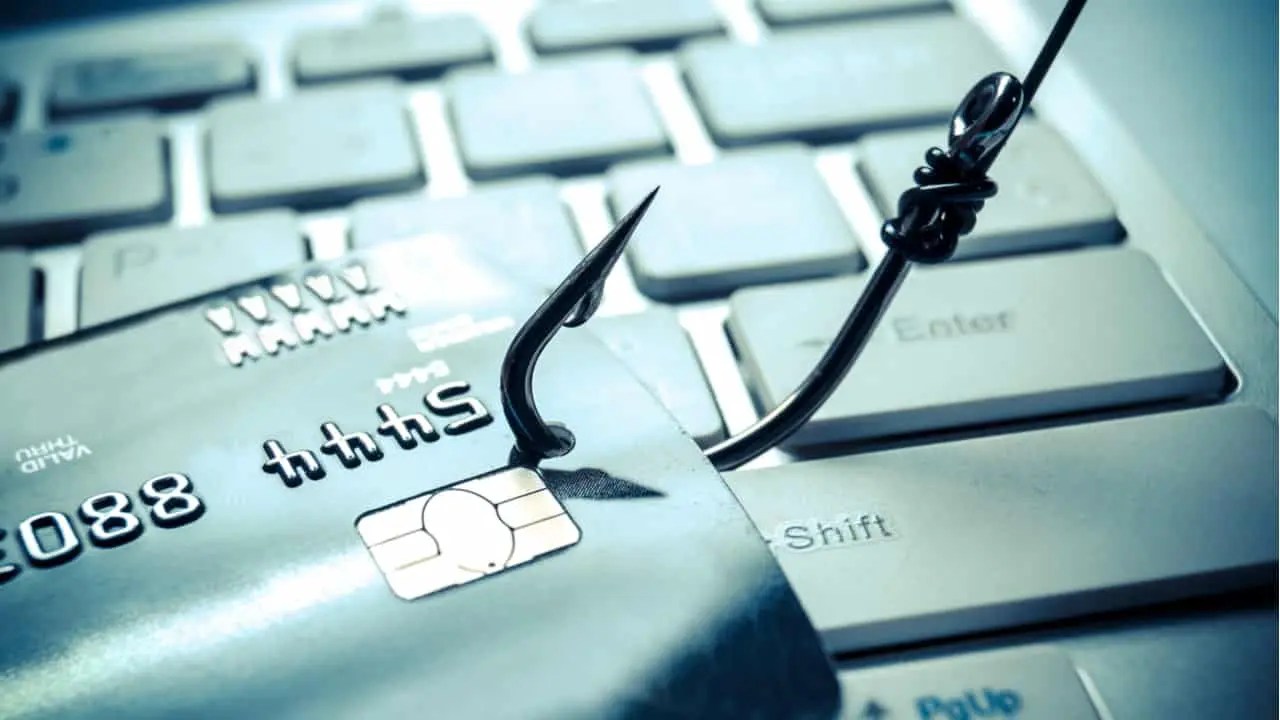 Clientes do Nubank são vítimas de golpes (Phishing) em massa no Instagram e Facebook