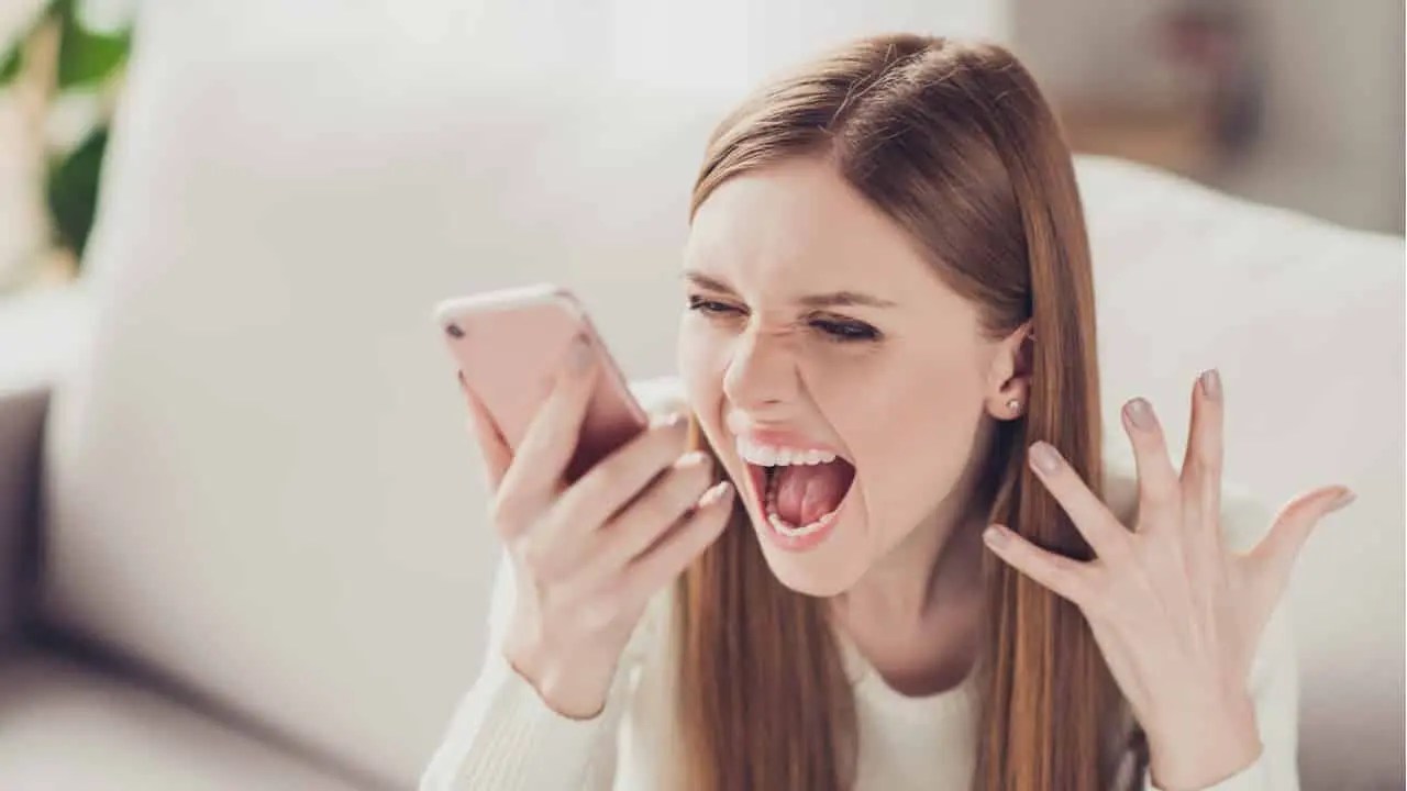 Clientes da Cetelem denunciam fraude no cartão de crédito