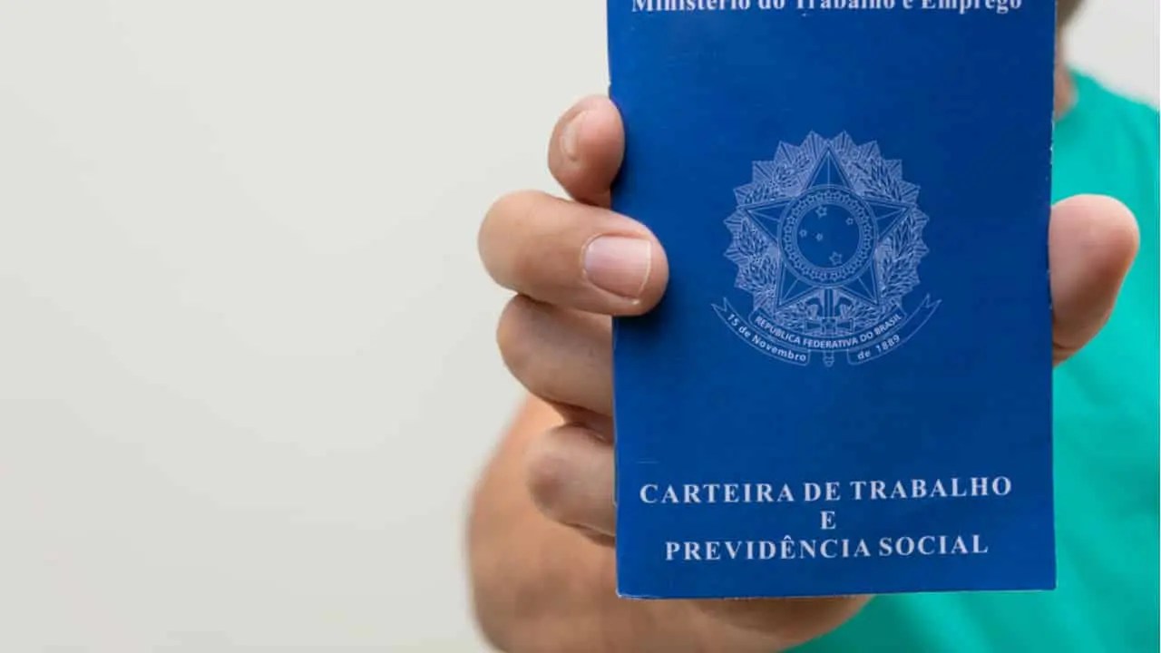 BEm: Bolsonaro edita novas condições trabalhistas conforme MP 936