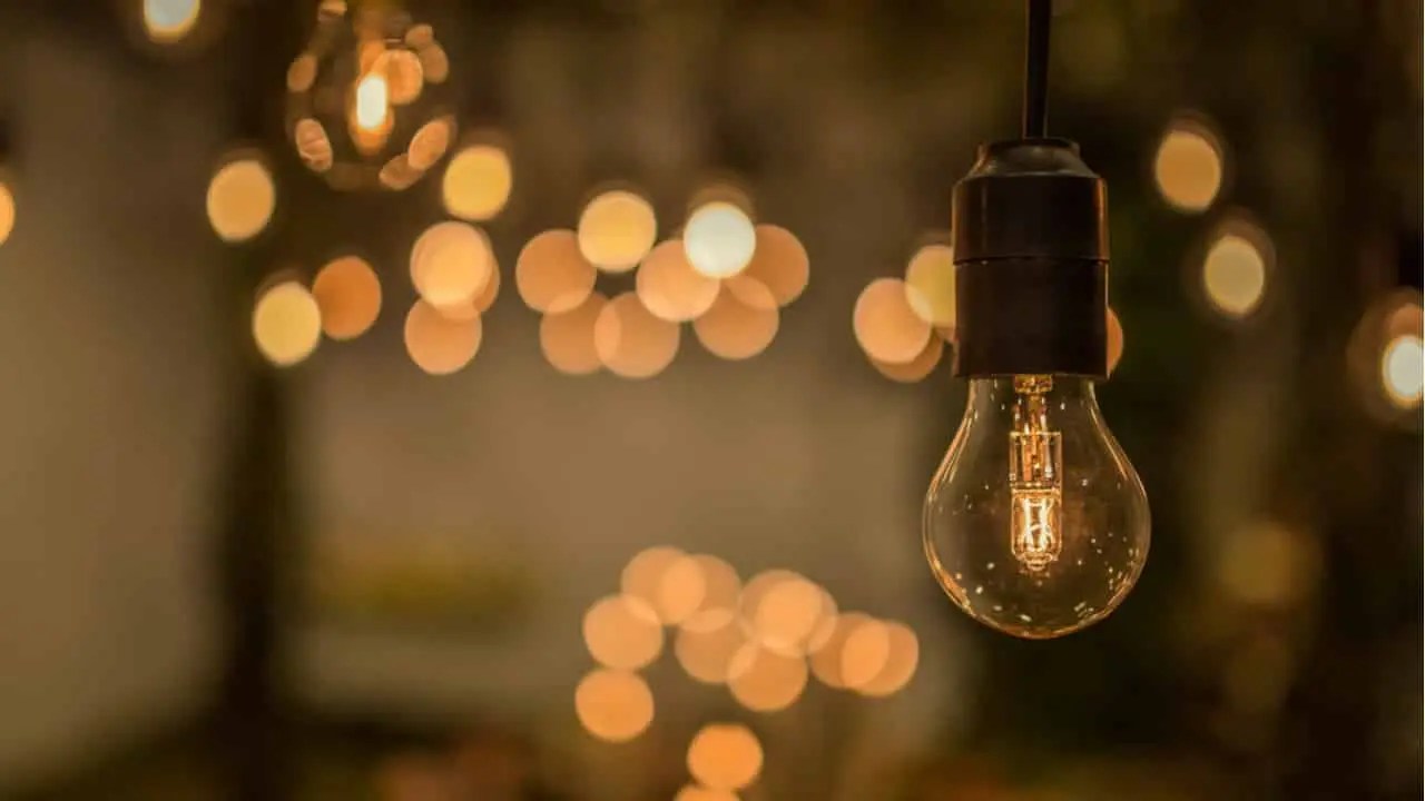 Governo promete conta de luz até 6% mais barata com a privatização da Eletrobrás
