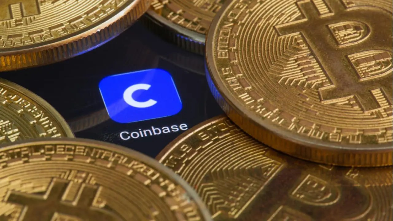 Corretora de criptomoedas Coinbase faz parceria com Google e Apple