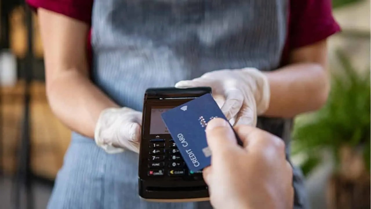 Proteste faz um alerta sobre as fraudes com cartão por aproximação