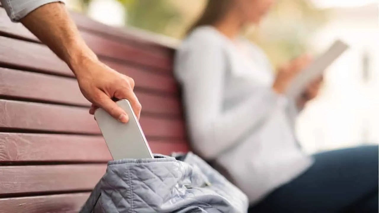 Justiça diz que o banco não é obrigado a devolver Pix após furto de celular
