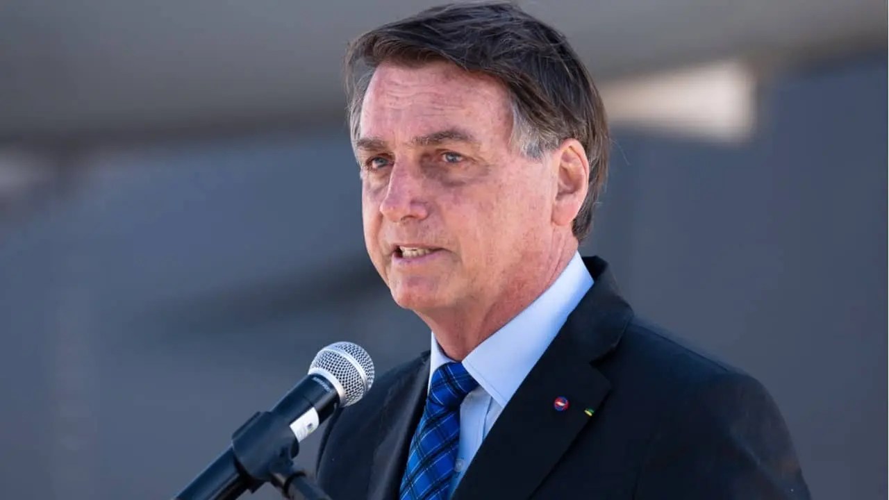 Bolsonaro quer prorrogar corte de impostos por 2 anos; entenda