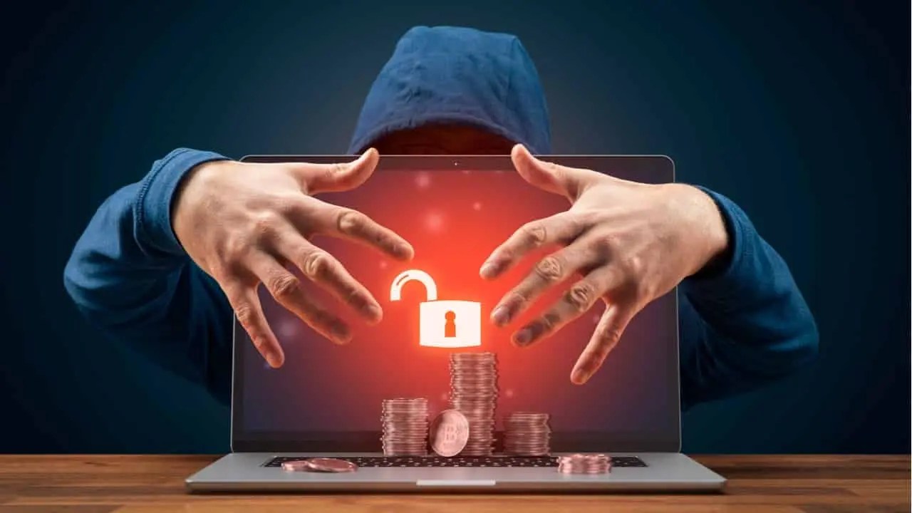 Corretora de criptomoedas é hackeada e perde quase R$ 1 bilhão