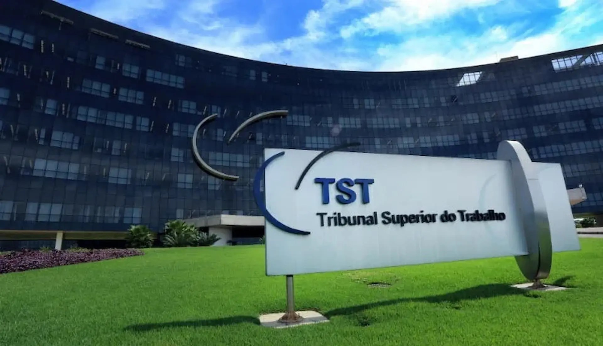 tst
