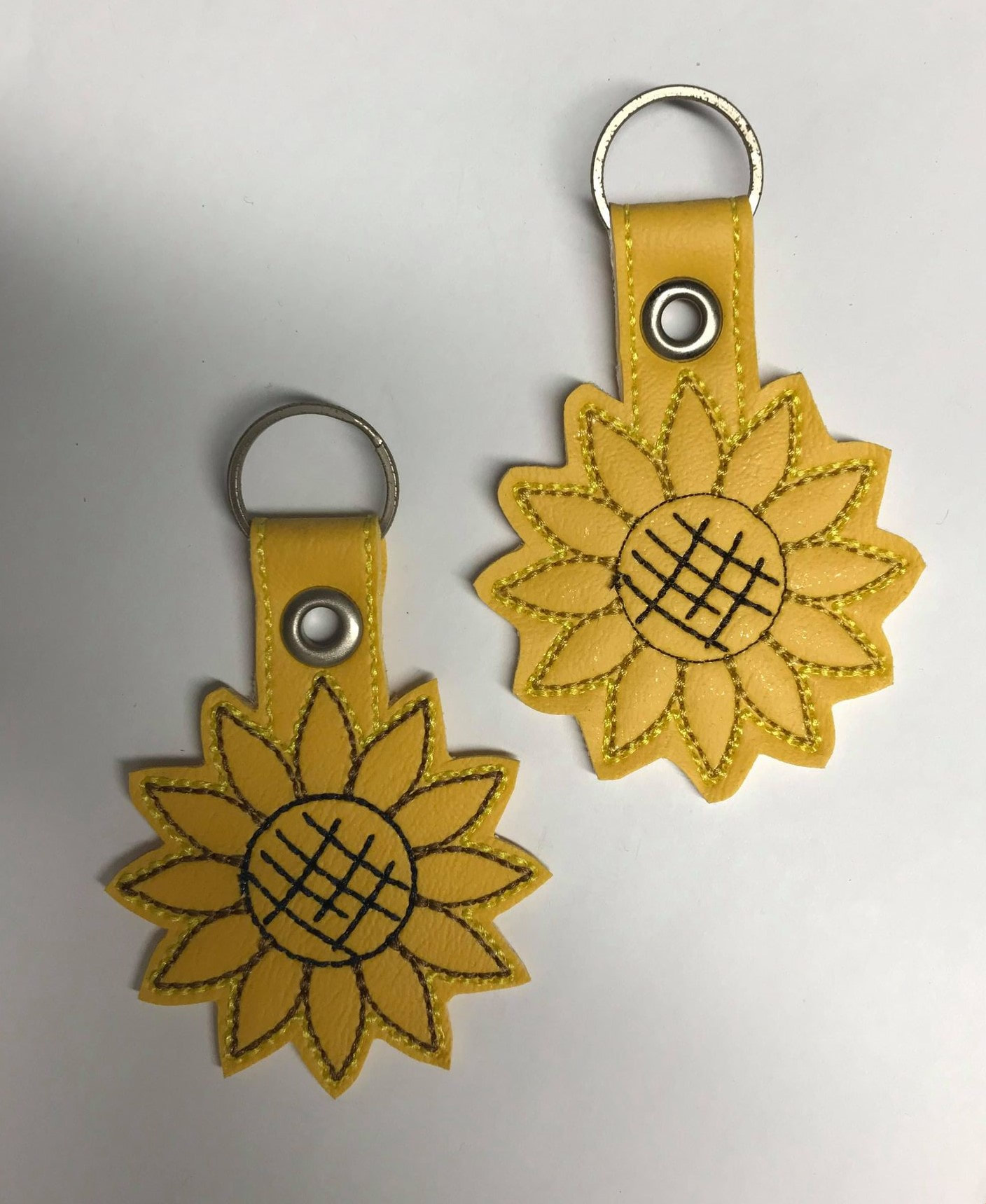 Sunflower Keychain – Floral Charm