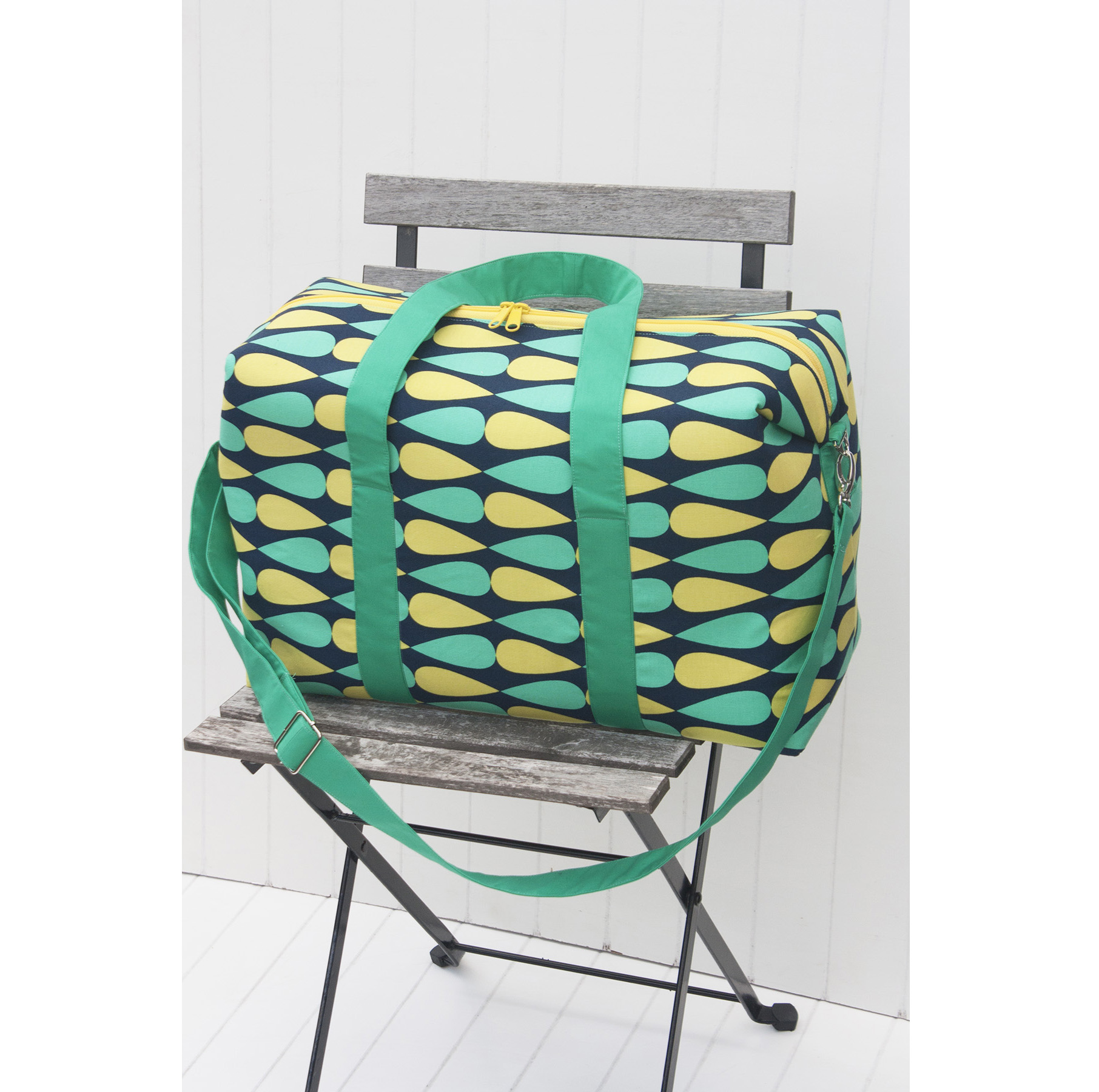 Emblem Duffle Bag - Sew Sweetness