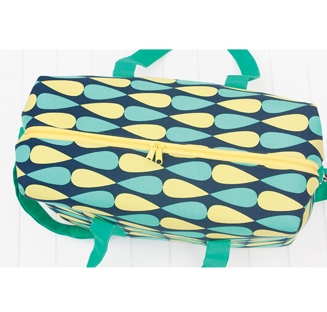 Emblem Duffle Bag - Sew Sweetness