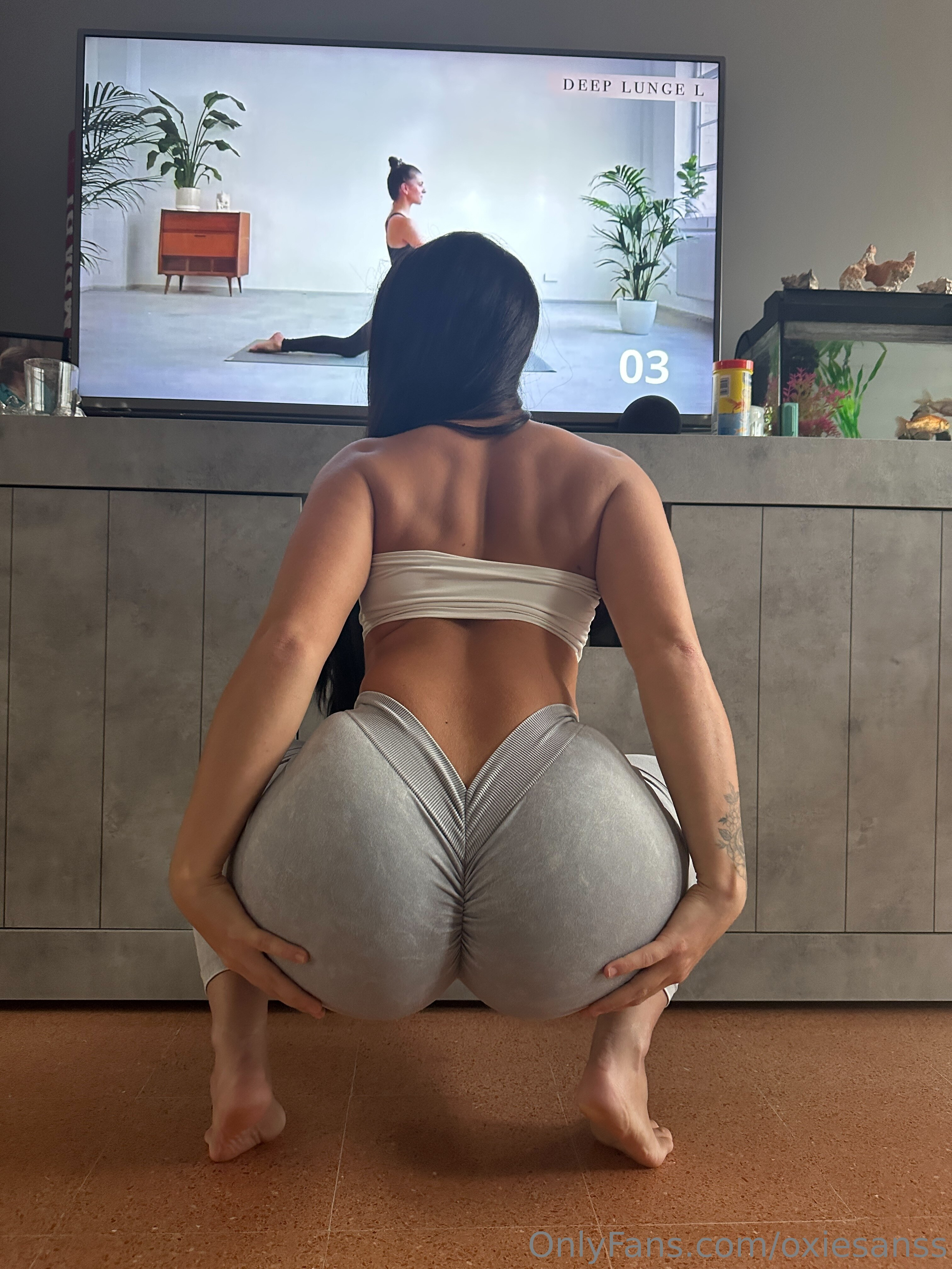 Oxiesanss - 188.27 MB | Sexy Forums Onlyfans Leaks