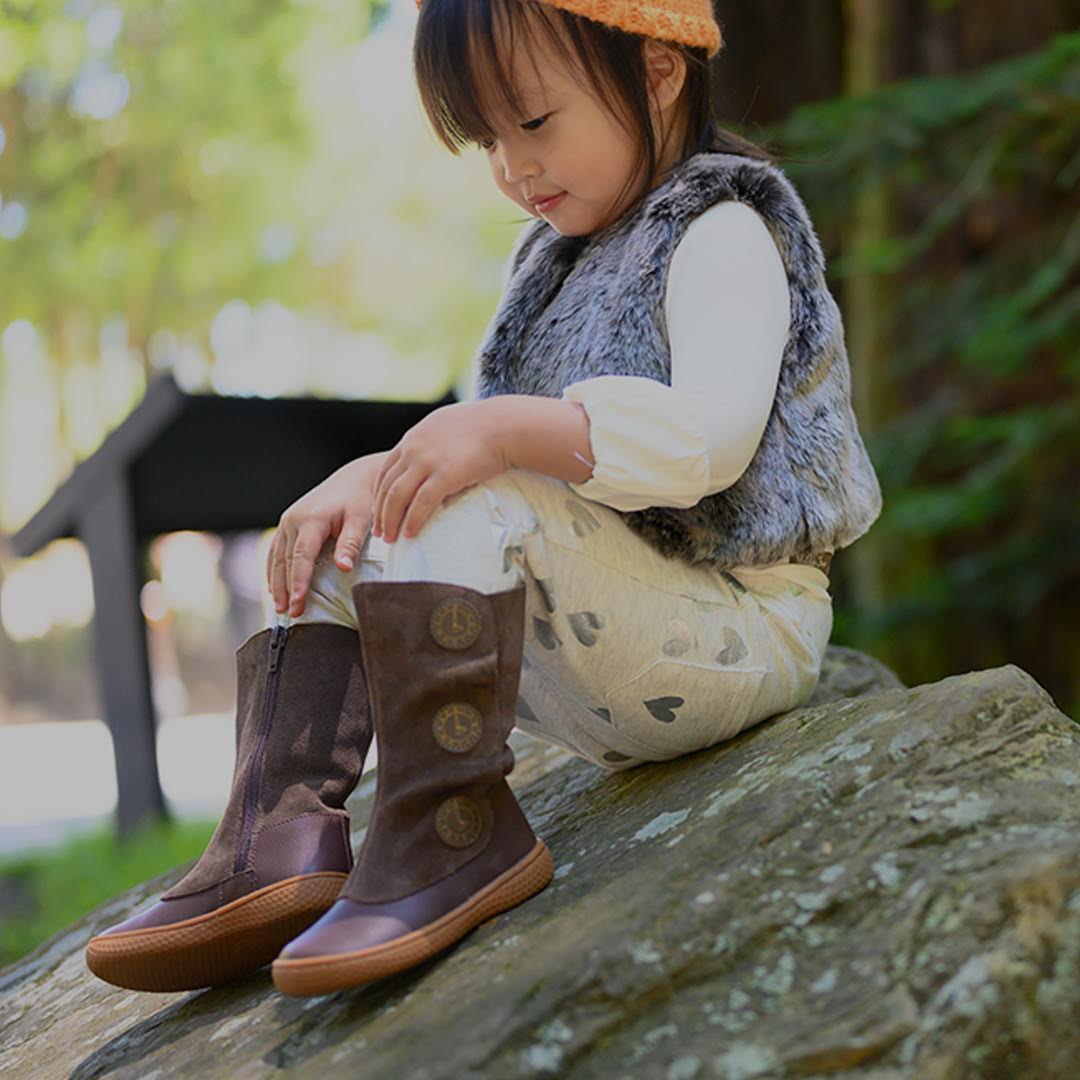 livie and luca holiday gift guide boots