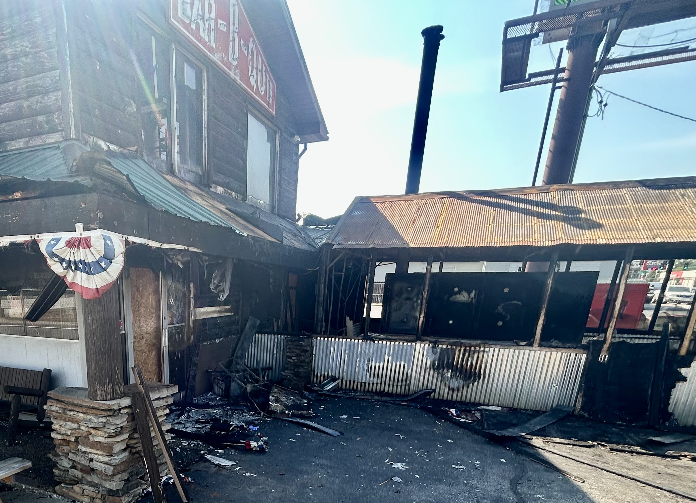 Buckingham's BBQ closed after Sunday morning fire