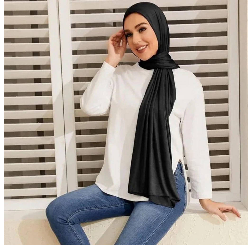BLACK CLASSIC JERSEY HIJAB