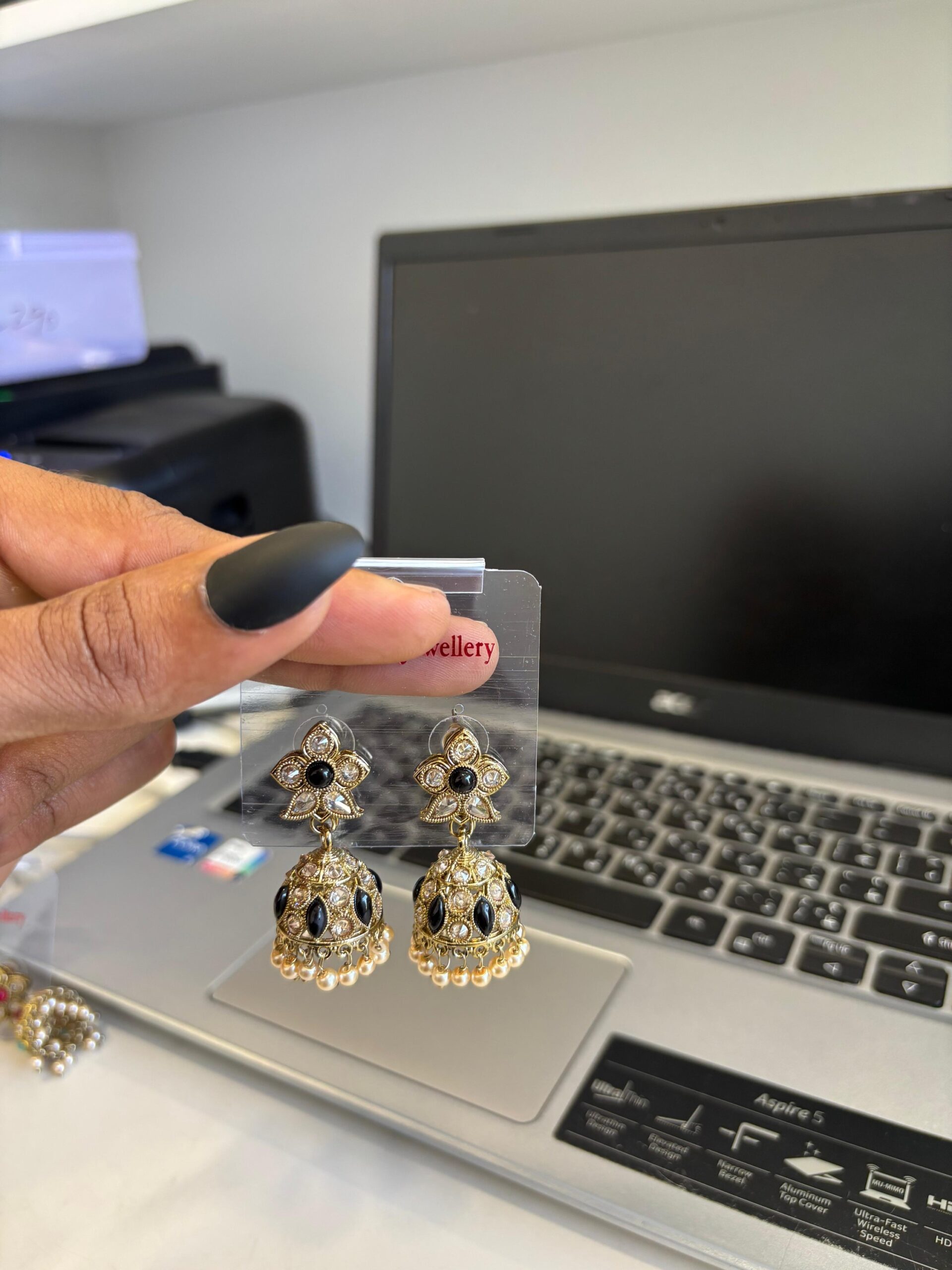 KUNDAN SMALL JUMKAS