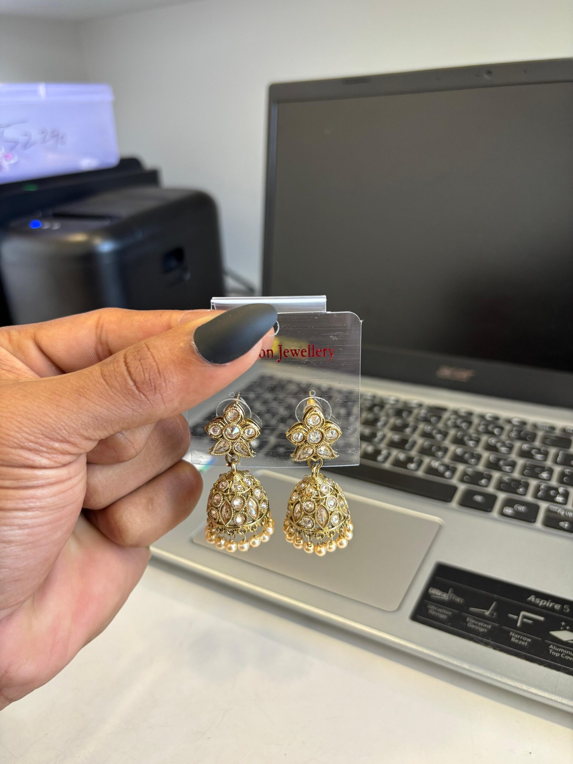 KUNDAN SMALL JUMKAS