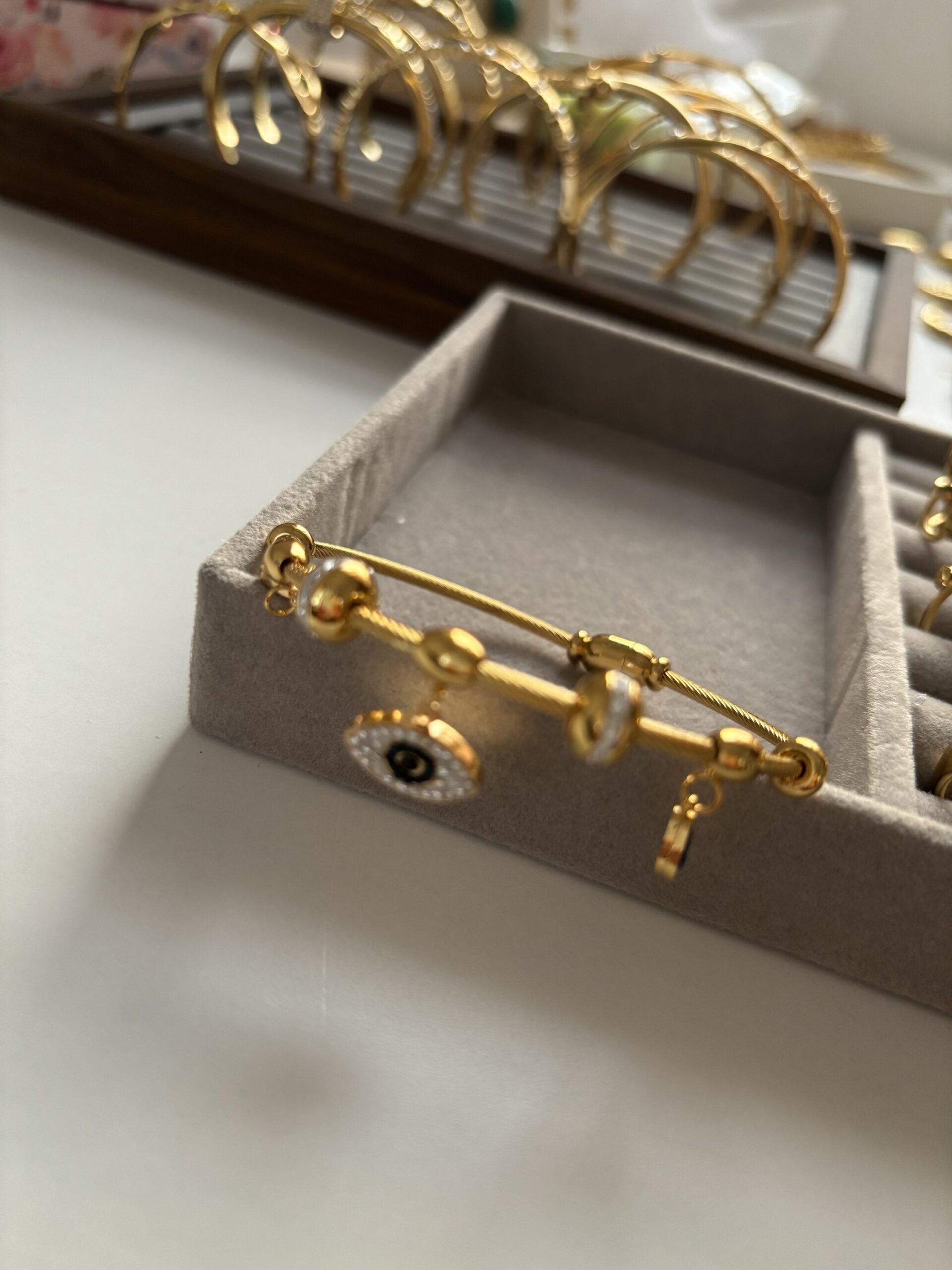 18K GOLD PLATED BRACELET