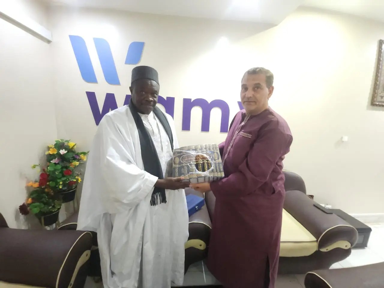 مستشار الرئيس السنغالي يشيد بجهود الندوة العالمية للشباب الإسلامي