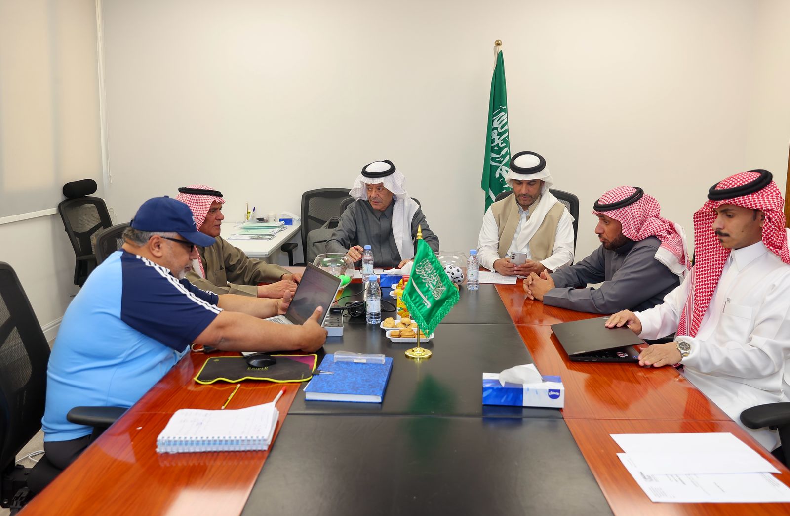 مواجهة مرتقبة تجمع الهلال والخليح و الاهلي ينتظر الفائز من النصر والخويلدية